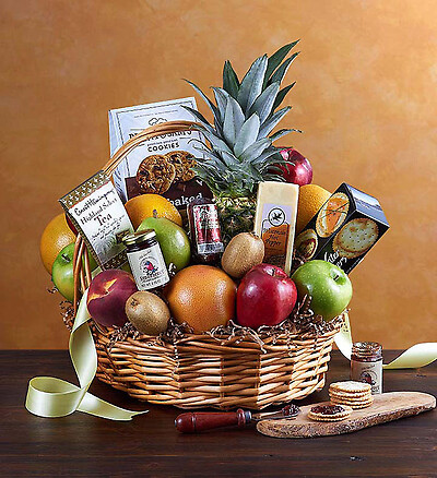 Deluxe Fruit &amp;amp; Gourmet Basket